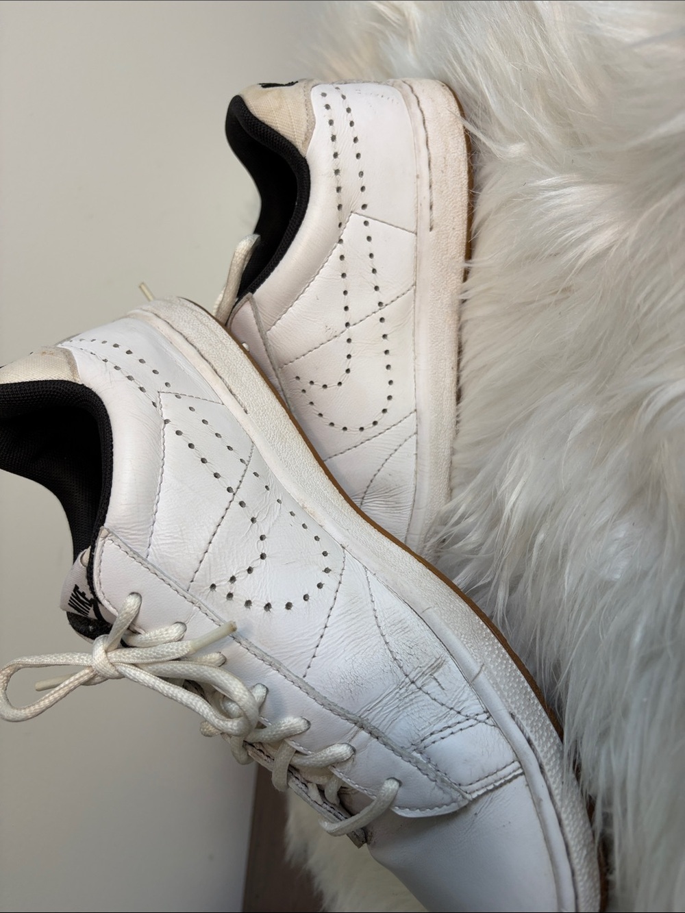 NIKE Tennis Classic Ultra White Women’s Leather Retro Sneakers - SIZE 8.5